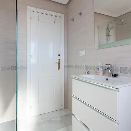 Сasa de vacaciones Lovely Townhouse